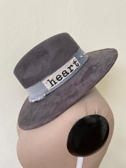 HEART GRIS EXPLORER
